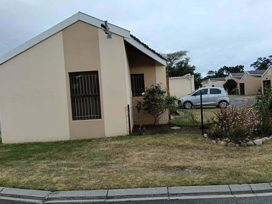 2 Bedroom Property for Sale in Fairview Golf Estate Western Cape